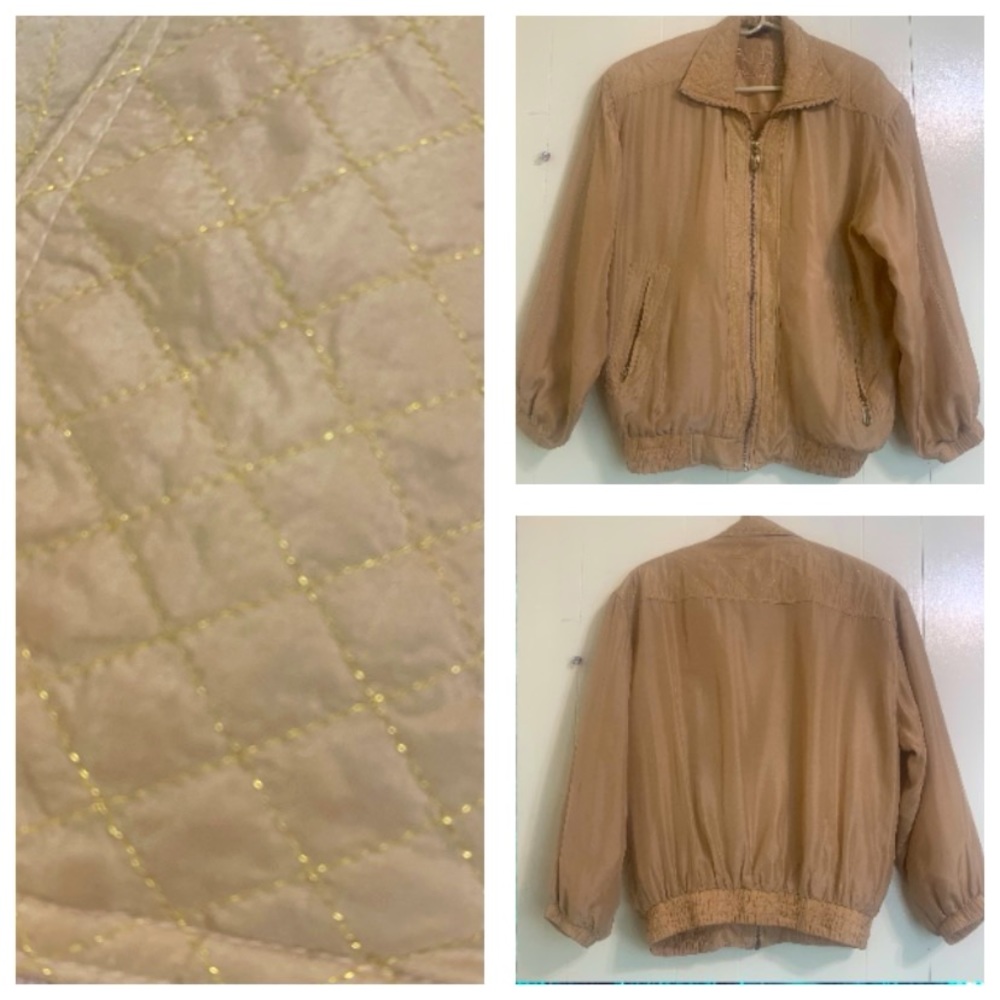 Vintage FUDA International Retro Sporty 80s Gold Silk Puffer Jacket Size Small.